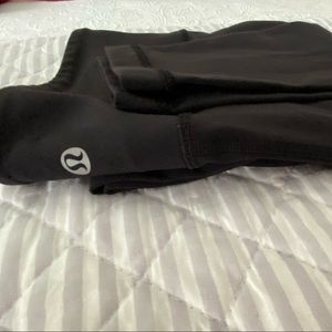 Lululemon leggings.!! Size 8